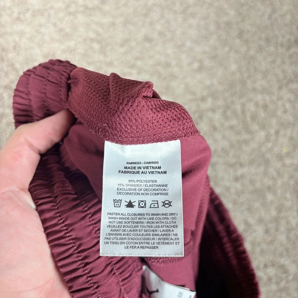 Jordan Dri-FIT Sport Woven Cargo Pants Burgundy Mens Small FB4659-681 Joggers